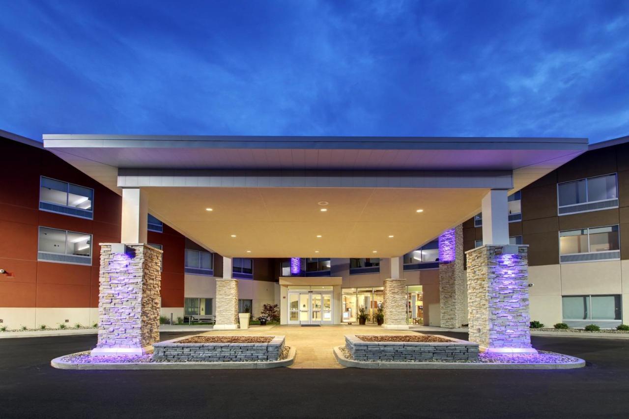 Holiday Inn Express & Suites Galesburg, An Ihg Hotel Exteriör bild